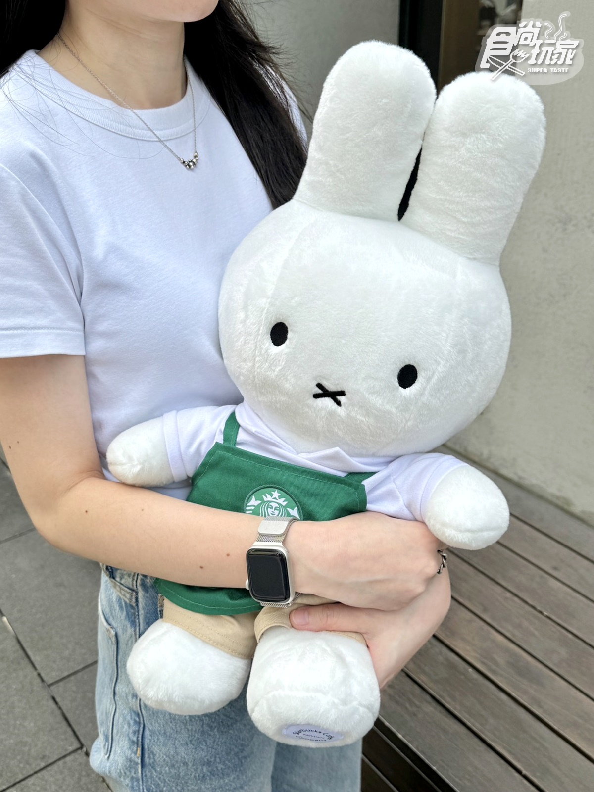 米飛兔綠圍裙娃娃太Q!「星巴克xmiffy」10款周邊開箱,端午禮盒買一送一券 米飛兔綠圍裙娃娃太Q!「星巴克xmiffy」10款周邊開箱,端午禮盒買一送一券