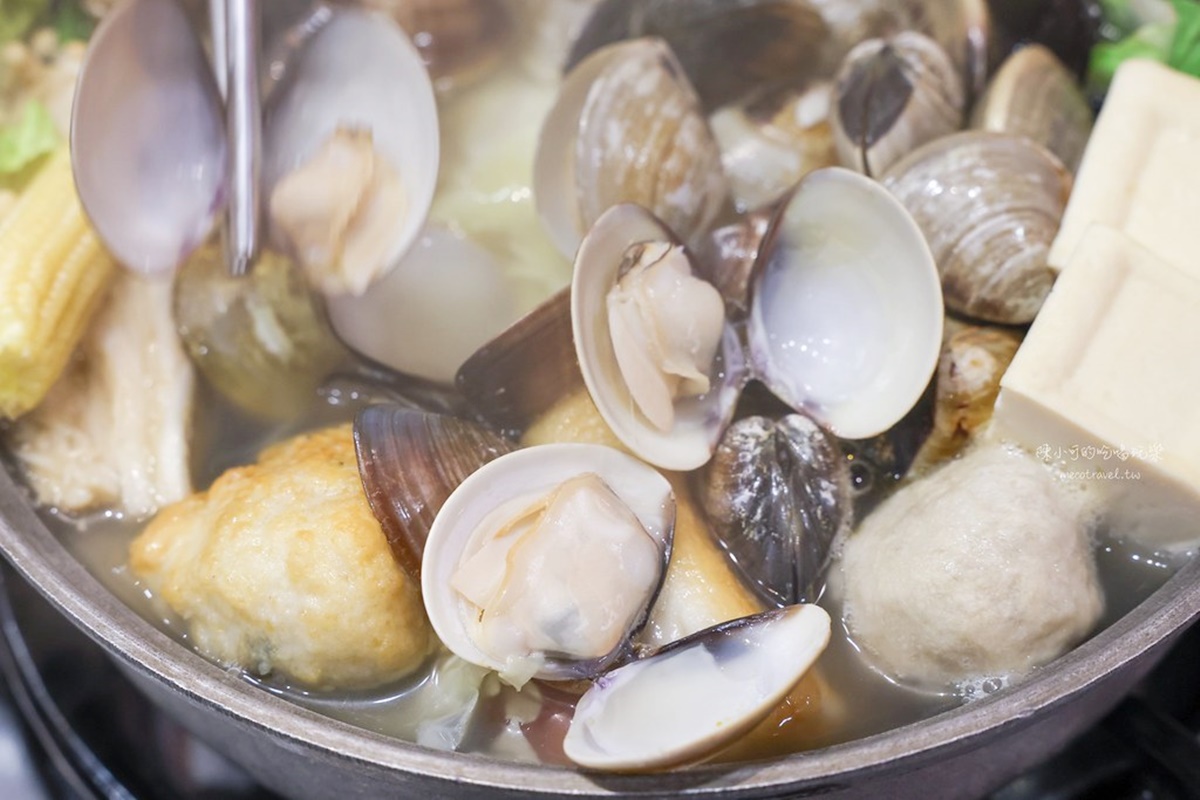 最低只要170元！高CP值「石頭火鍋」藏身信義，滷肉飯、冰沙甜品無限暢吃