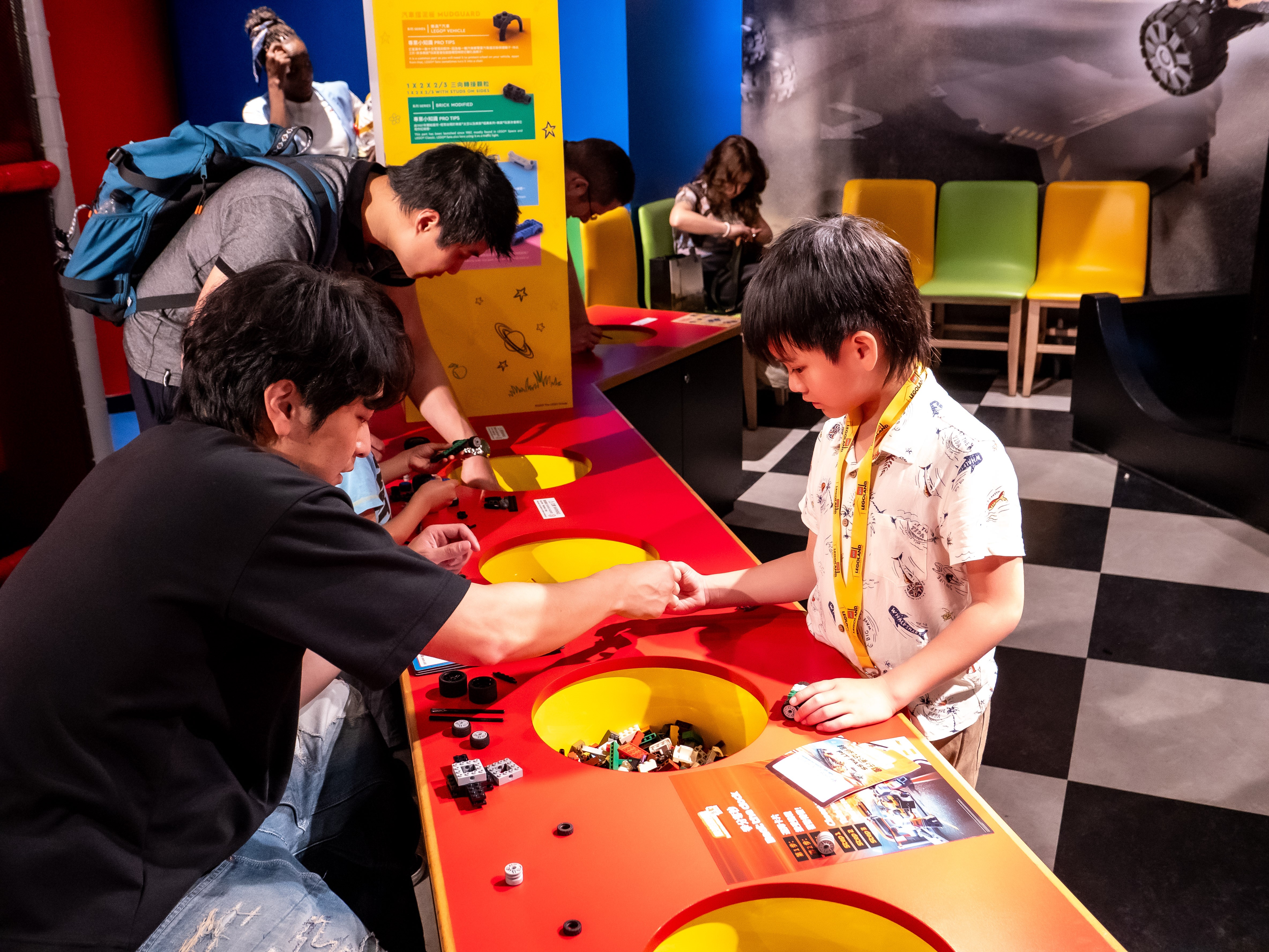 香港親子景點推薦，樂高探索中心、香港科學館、叮叮車超好放電！讓孩子玩得開心又充實