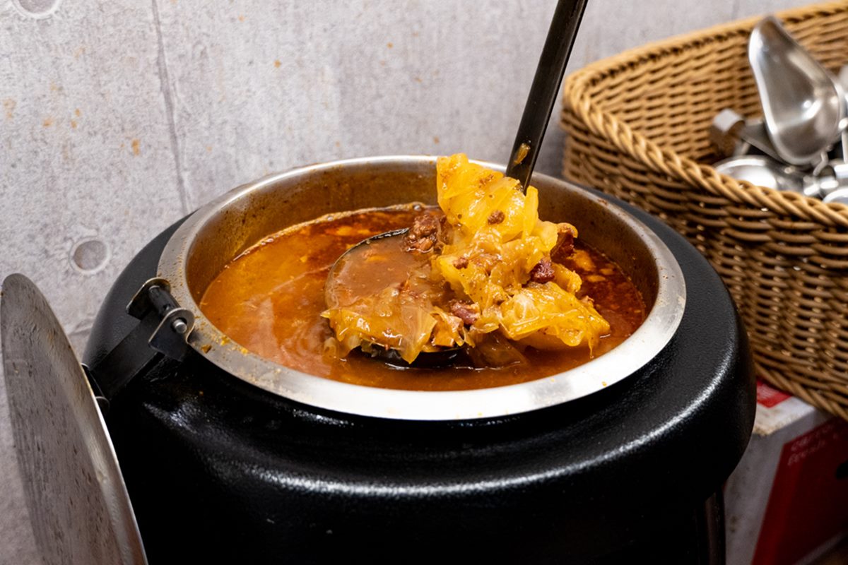 230元排餐+自助吧吃到飽!在地人大推「高CP值牛排」,羅宋湯、甜點無限續 230元排餐+自助吧吃到飽!在地人大推「高CP值牛排」,羅宋湯、甜點無限續