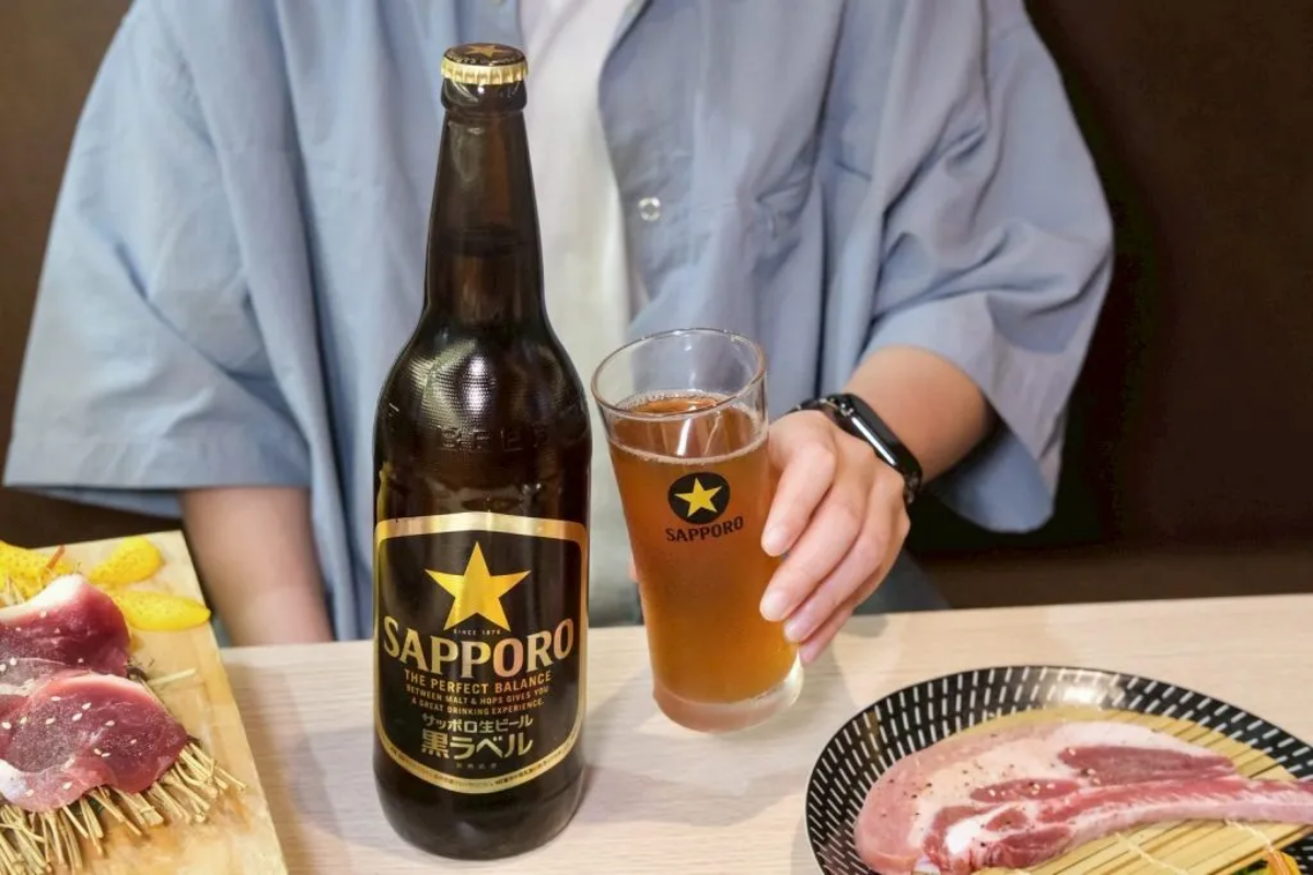 全台第一家軌道火烤兩吃！頂級海陸食材吃到飽689元起，加價啤酒無限暢飲
