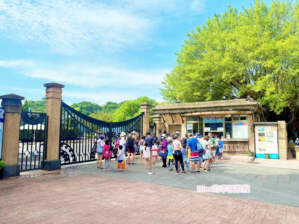 台北市區就有玩水天堂!水上溜滑梯本週開放,25元起嗨玩迷你水上樂園 台北市區就有玩水天堂!水上溜滑梯本週開放,25元起嗨玩迷你水上樂園