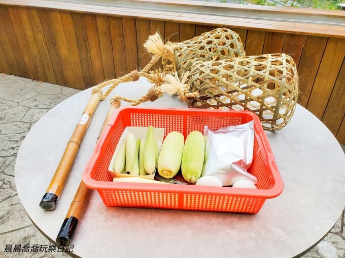 高CP值親子飯店！在飯店就能玩「地熱煮蛋、溫泉魚咬腳」，早餐吃到飽只要200元