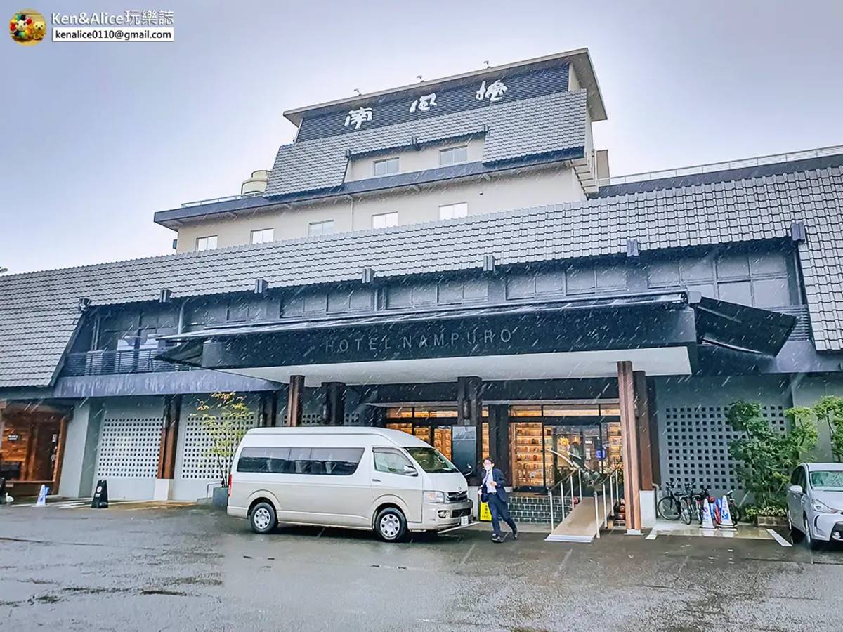 百年溫泉旅館變親子飯店!遊戲區、書牆搬進大廳,爸媽可享無邊際風呂好療癒 百年溫泉旅館變親子飯店!遊戲區、書牆搬進大廳,爸媽可享無邊際風呂好療癒