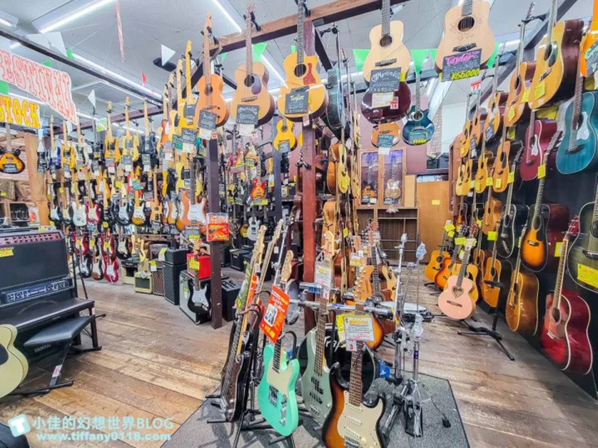 占地超過2000坪!沖繩最強「二手店購物聖地」,從愛馬仕到稀有寶可夢都能買 占地超過2000坪!沖繩最強「二手店購物聖地」,從愛馬仕到稀有寶可夢都能買