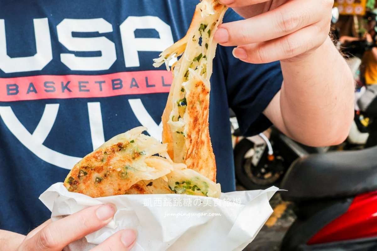 馬蔥餅買一送一!淡水老街人氣小吃限時優惠,還有隱藏版口味冰火交融超過癮 馬蔥餅買一送一!淡水老街人氣小吃限時優惠,還有隱藏版口味冰火交融超過癮