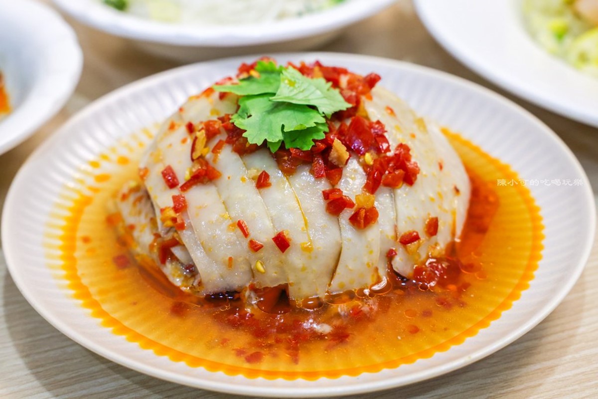 永和版「小鼎泰豐」再＋１！排骨蛋炒飯、皮蛋麵銷魂噴香，滿料雞湯也必點