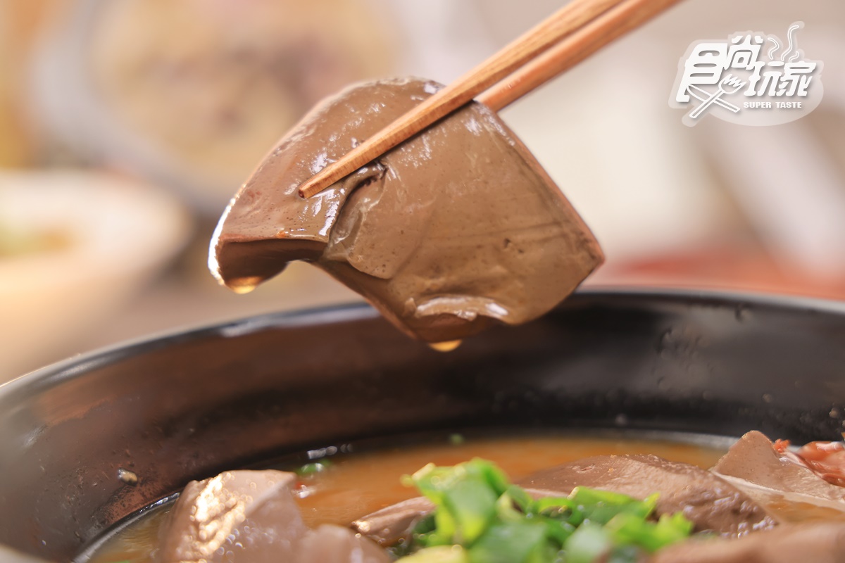 拌麵年銷破500萬包!料理包霸主「和秋美食」開團:史努比聯名禮盒、麻辣鴨血 拌麵年銷破500萬包!料理包霸主「和秋美食」開團:史努比聯名禮盒、麻辣鴨血