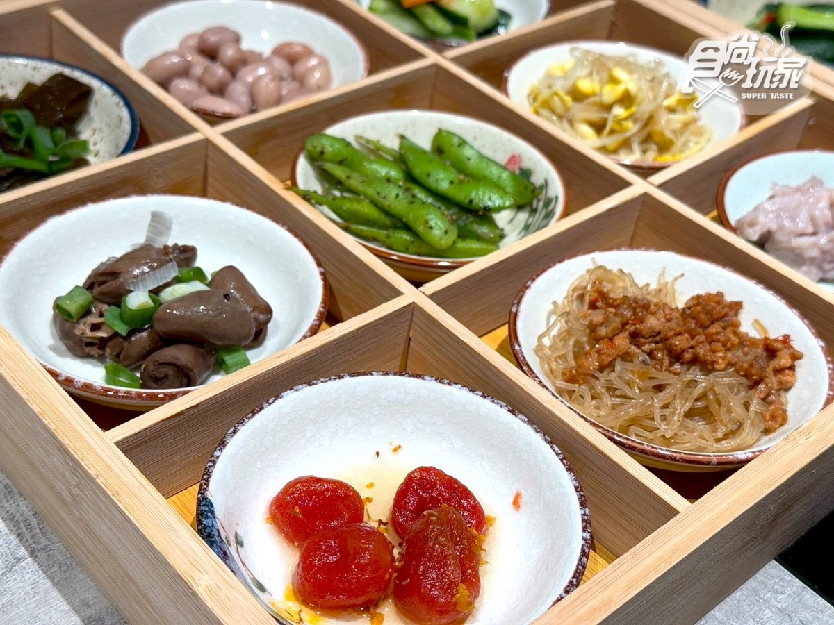 新開幕通通6折!全台第1家「高級小吃店」插旗桃園,最低45元起開吃主食 新開幕通通6折!全台第1家「高級小吃店」插旗桃園,最低45元起開吃主食