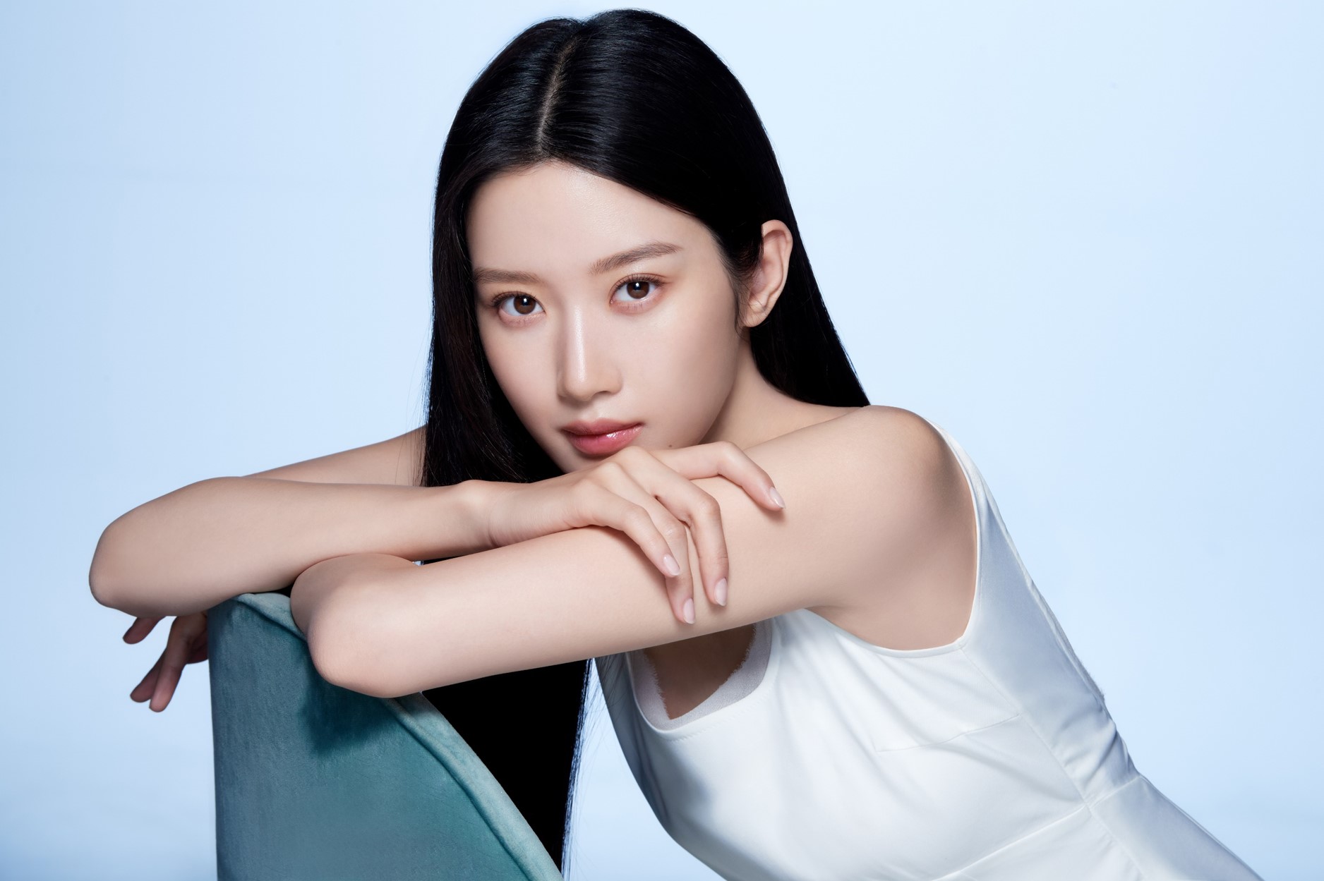 再生針讓完美女神文佳煐逆天!健全曼哈頓陳明芳院長:再生型膠原蛋白增生引領新趨勢,由內而外喚醒青春