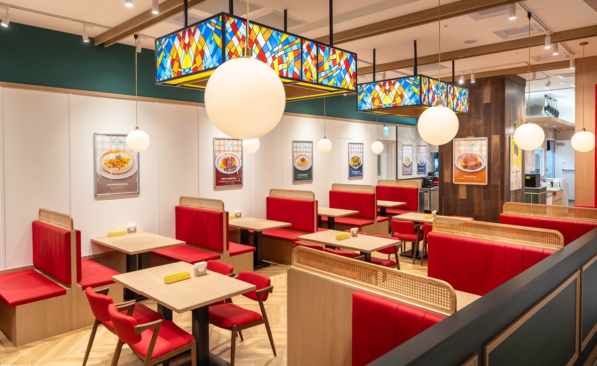 日本最大「巨無霸蛋包飯」登台！200款口味、推薦必點一覽，開幕免費送三麗鷗杯