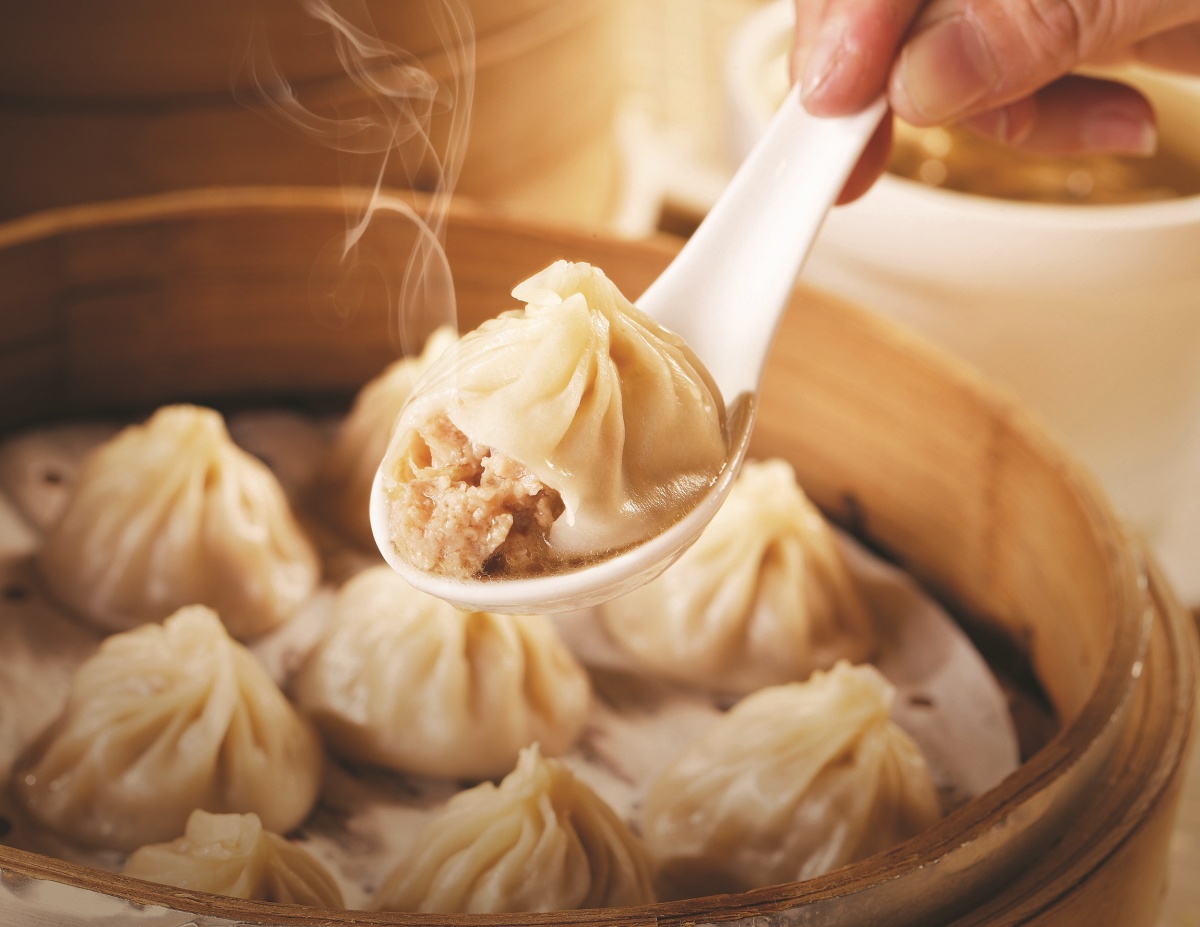 招牌小籠包只要10元！「上海湯包店」進駐誠品生活台南，加碼甜點買一送一