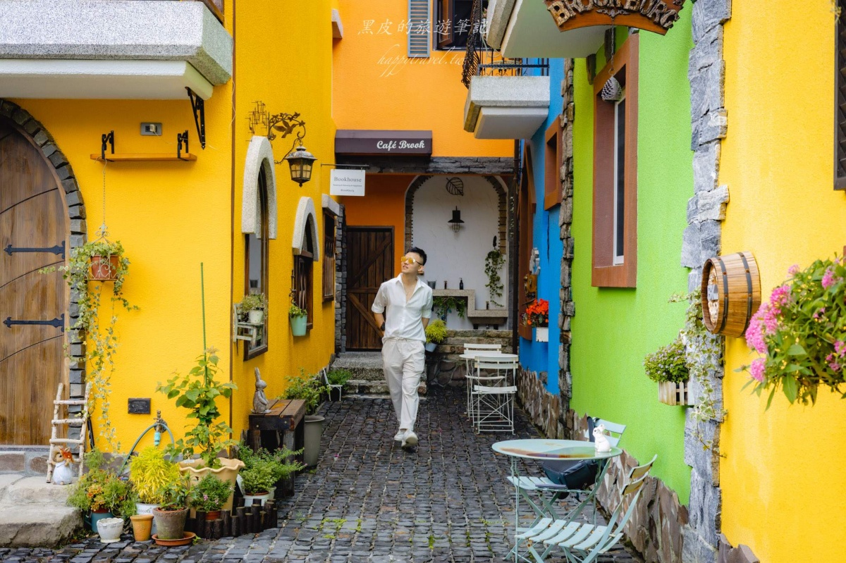 歐洲童話小鎮在這裡！隱藏在森林中的「千坪歐風民宿」，庭院下午茶好浪漫