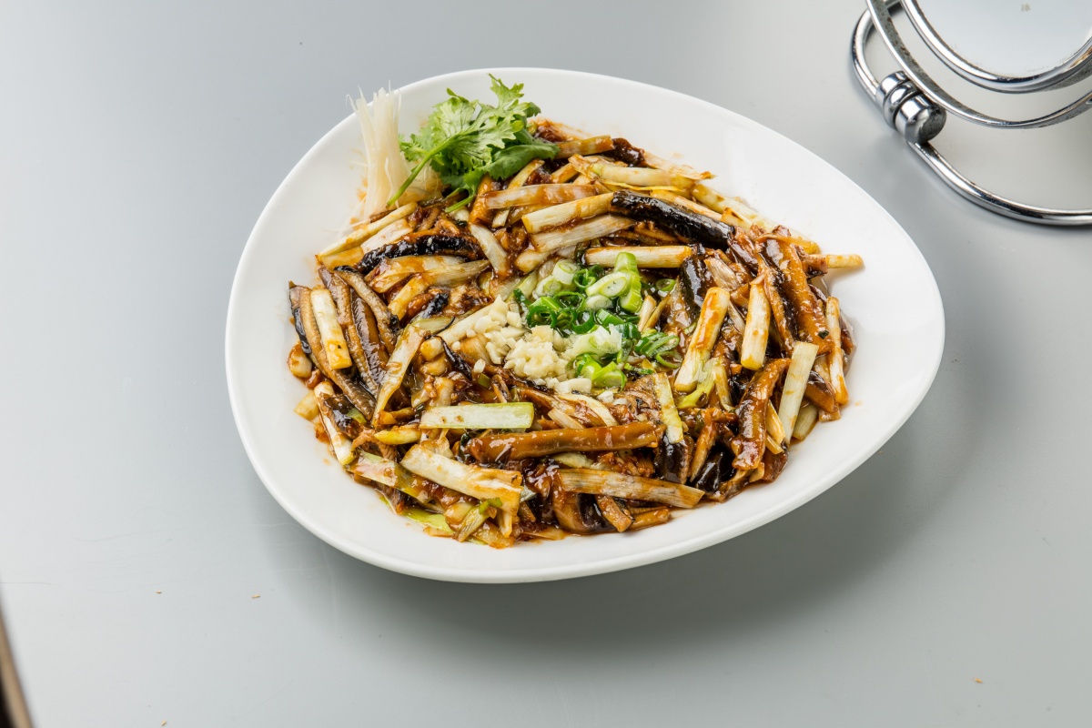 楊枝甘露免費喝！「連鎖旅館品牌」６月限定住房加碼，老饕推薦３道浙江菜