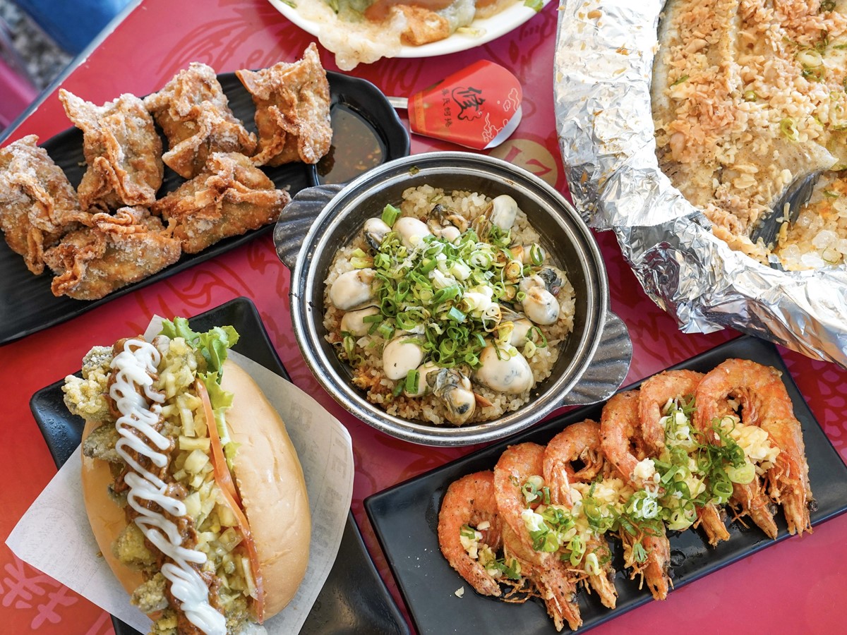 端午煙火秀在嘉義!看精彩龍舟賽、逛美食市集,免費吃蚵仔粥、玩氣墊城堡 端午煙火秀在嘉義!看精彩龍舟賽、逛美食市集,免費吃蚵仔粥、玩氣墊城堡