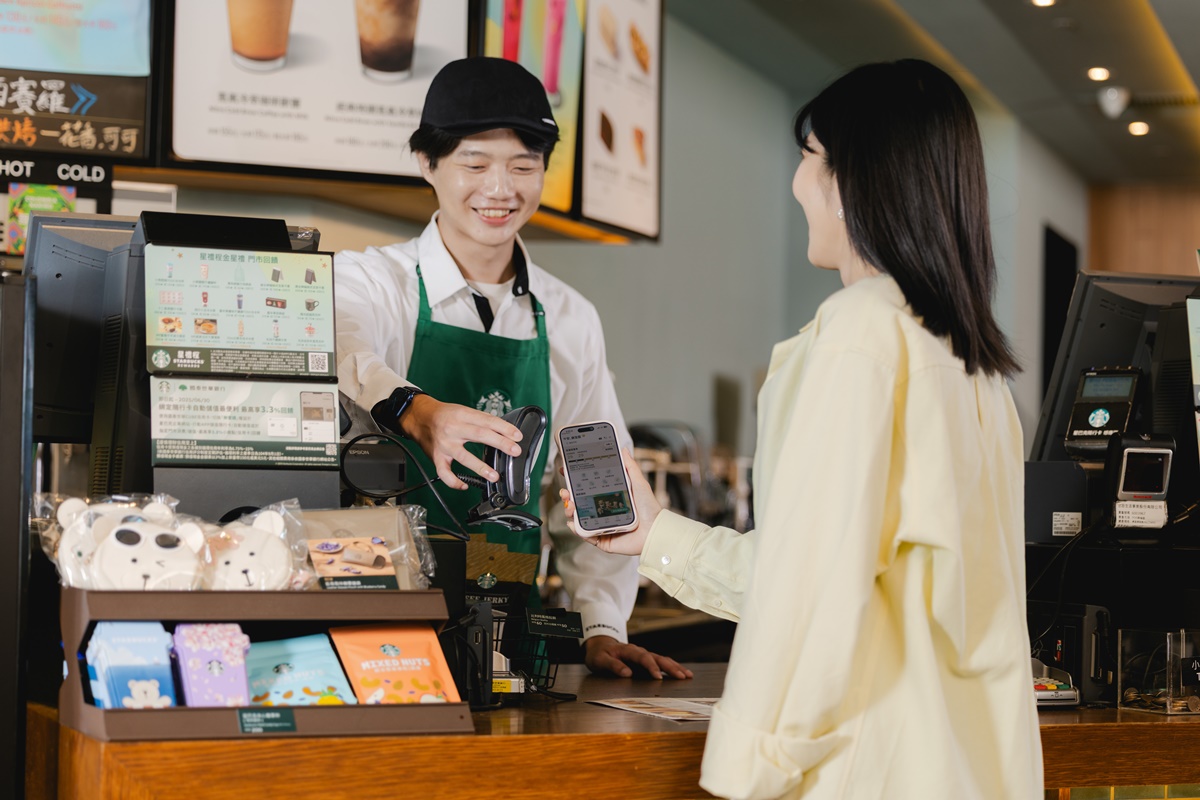 「星巴克買一送一」４大優惠！連２天買一送一，抽365杯咖啡天天喝、外送好康