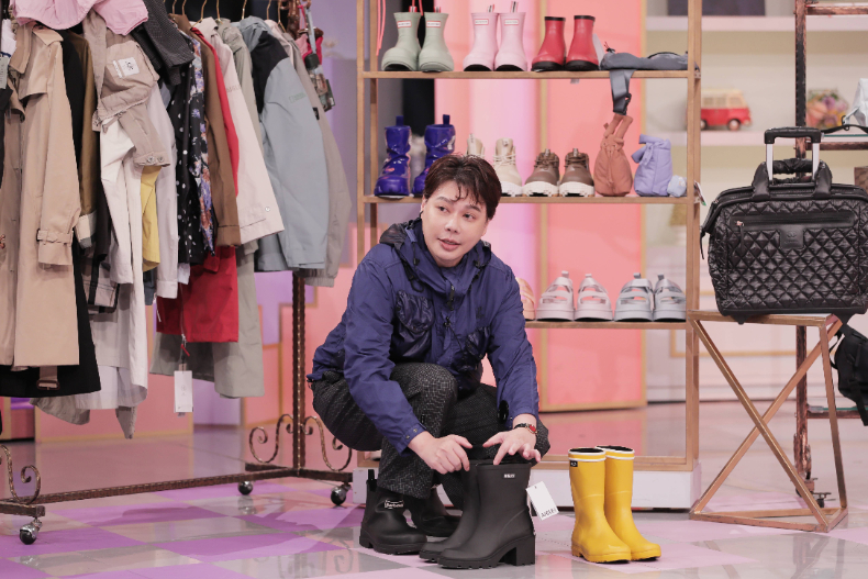 時尚又實用!「雨天防水單品」美到出水也不怕!|節目資訊|20250603