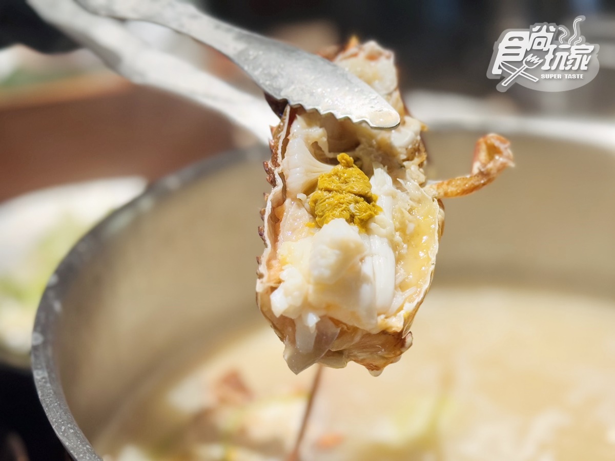 每道150元有找!高CP值「日式無菜單火鍋」嗑現撈龍蝦+A5和牛,免費送金箔冰 每道150元有找!高CP值「日式無菜單火鍋」嗑現撈龍蝦+A5和牛,免費送金箔冰