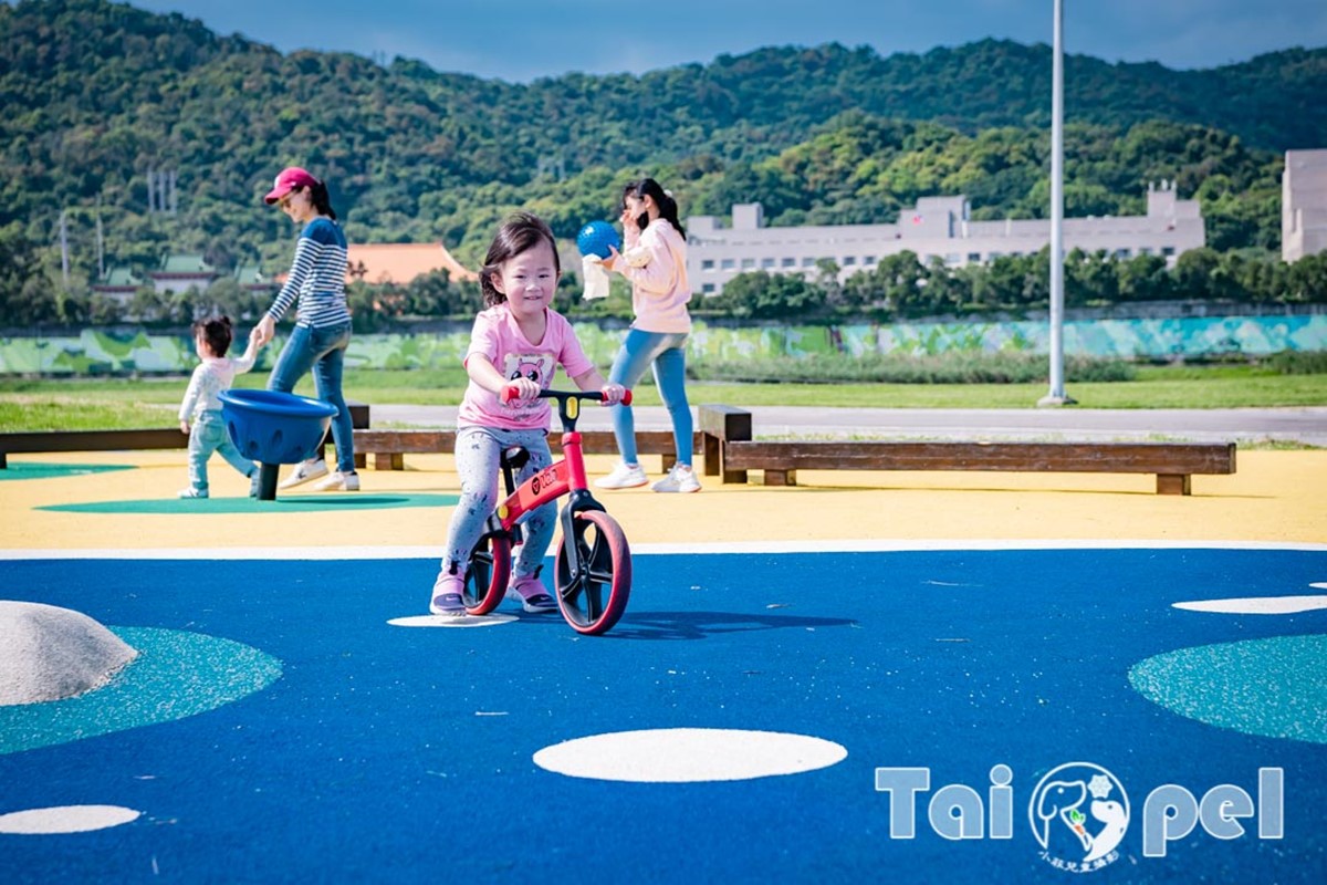 台北免費玩水景點!「大佳河濱公園」戲水區開放了,加碼推薦銅板價水上樂園 台北免費玩水景點!「大佳河濱公園」戲水區開放了,加碼推薦銅板價水上樂園