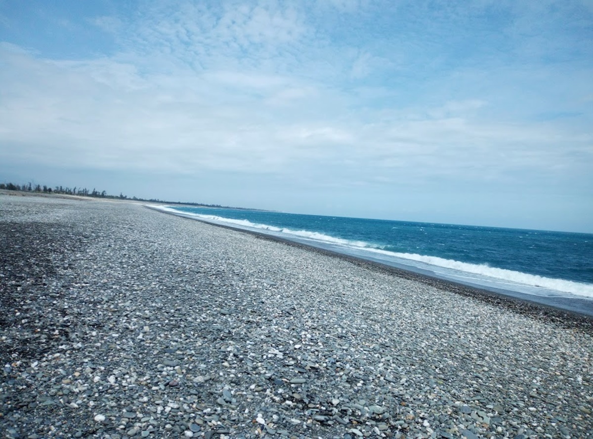 2025台東光祭:夢幻聲光展演+知本美食推薦,夜遊必看亮點 2025台東光祭:夢幻聲光展演+知本美食推薦,夜遊必看亮點