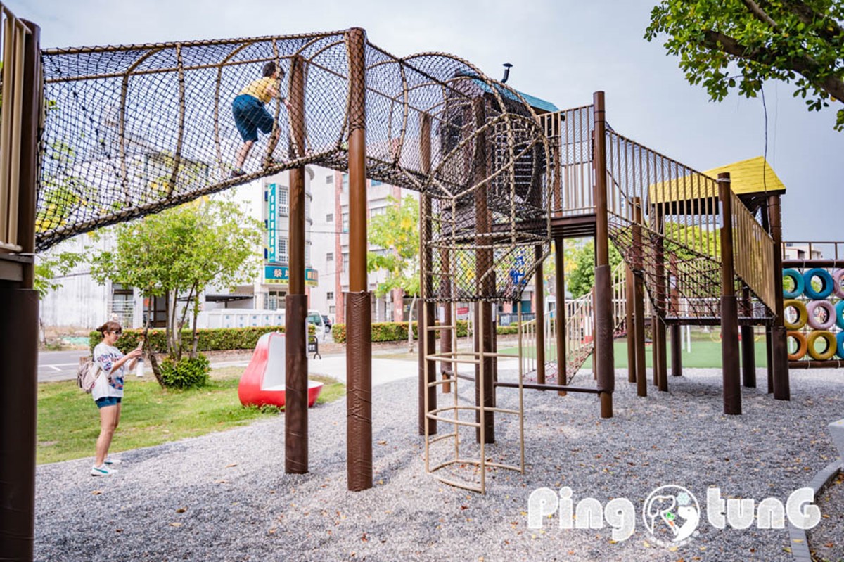 南台灣最美親子公園!七彩熱氣球飛天火車超吸睛,高速刺激溜滑梯玩到瘋 南台灣最美親子公園!七彩熱氣球飛天火車超吸睛,高速刺激溜滑梯玩到瘋