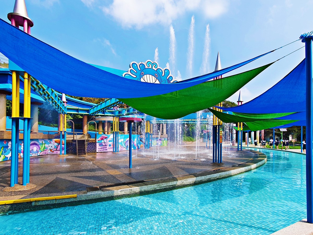 秀證件玩雪、水樂園免費入園!全台最大「室內滑雪場」藏在這,不限時玩整天 秀證件玩雪、水樂園免費入園!全台最大「室內滑雪場」藏在這,不限時玩整天