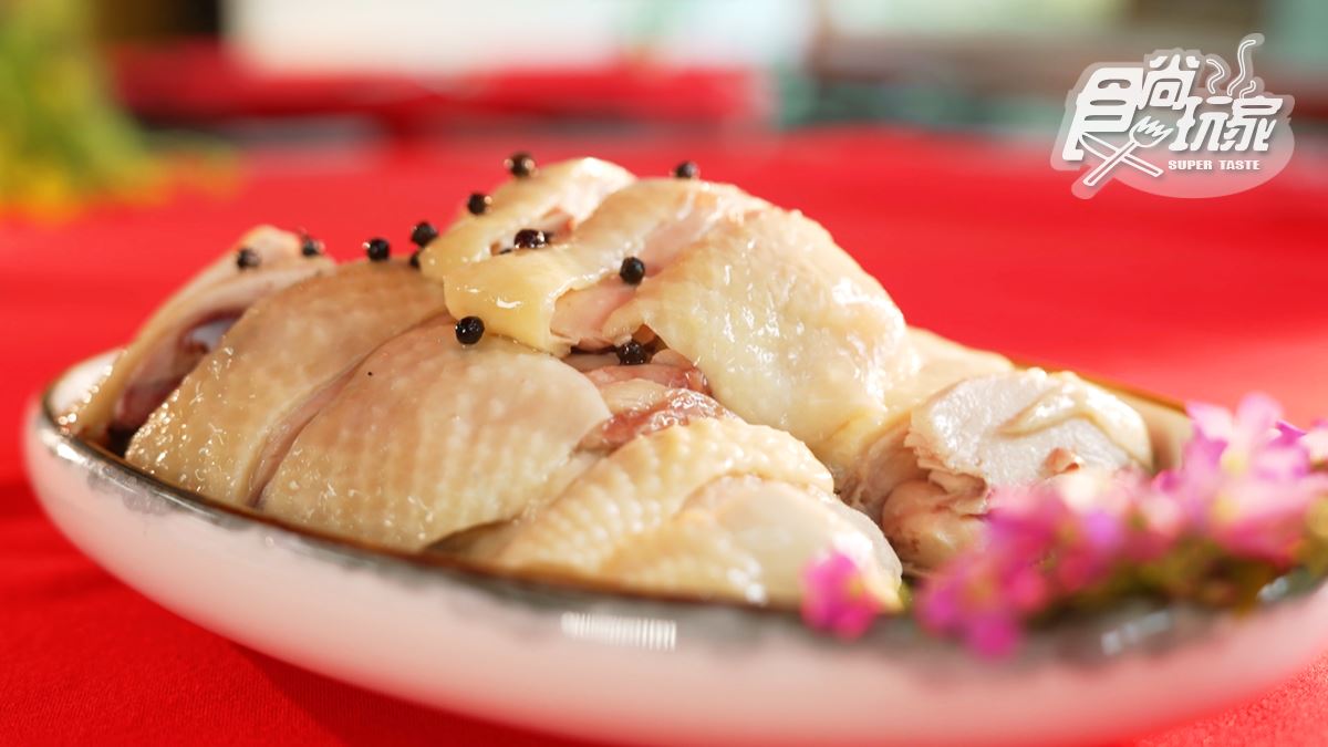「馬奧香雞」香嫩入味，讓人忍不住一口接著一口。