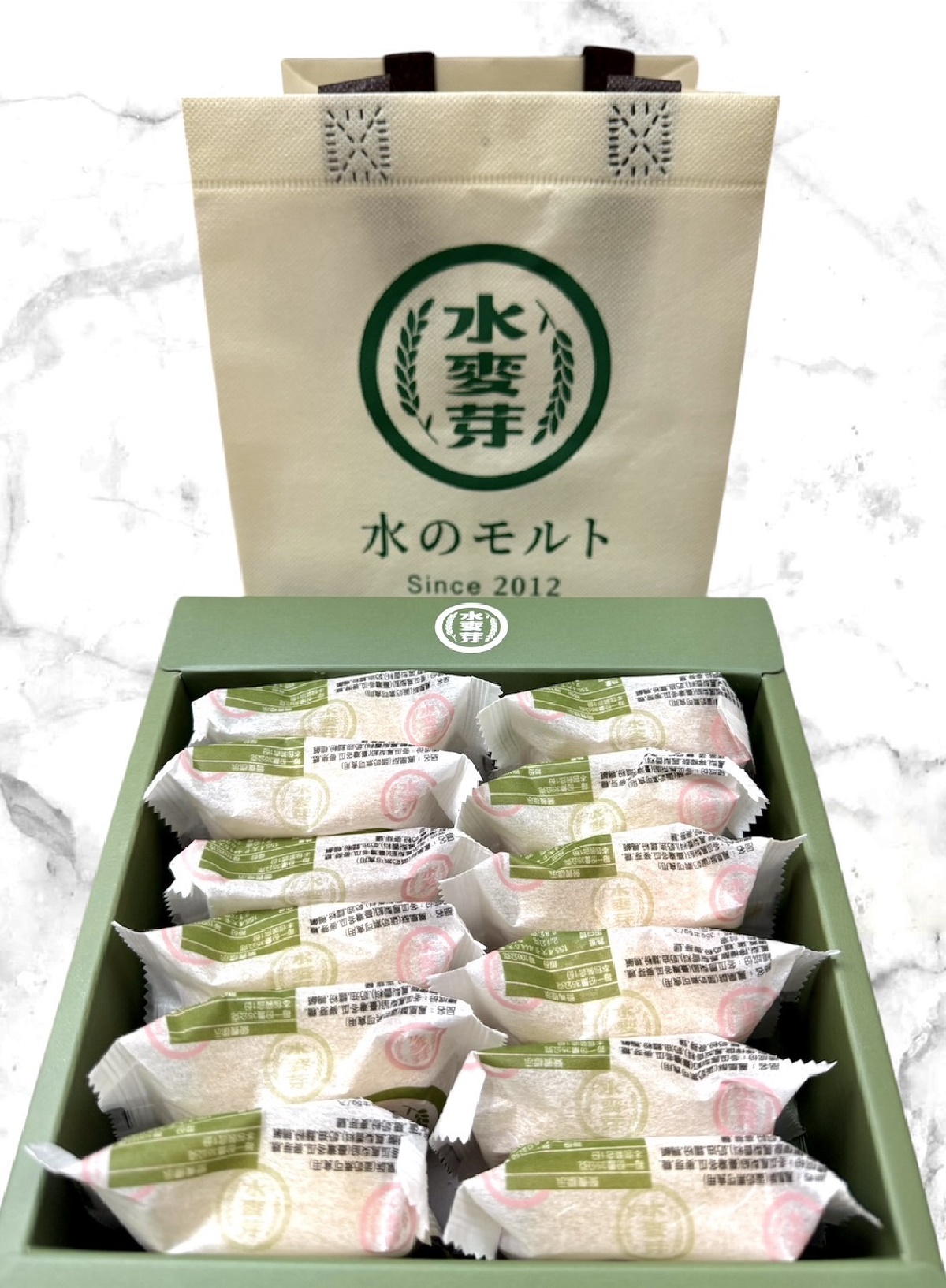 買3送1+保冷袋!手撕蛋糕名店祭優惠,必搶爆餡生乳球、狂賣20萬顆蛋黃酥 買3送1+保冷袋!手撕蛋糕名店祭優惠,必搶爆餡生乳球、狂賣20萬顆蛋黃酥