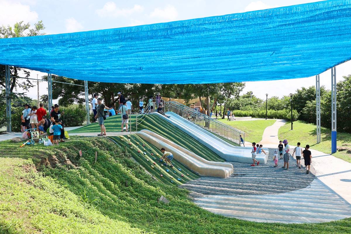 雲林最新免費玩水景點!超萌「虎爺主題」親水公園啟用,多款水上設施玩到瘋 雲林最新免費玩水景點!超萌「虎爺主題」親水公園啟用,多款水上設施玩到瘋