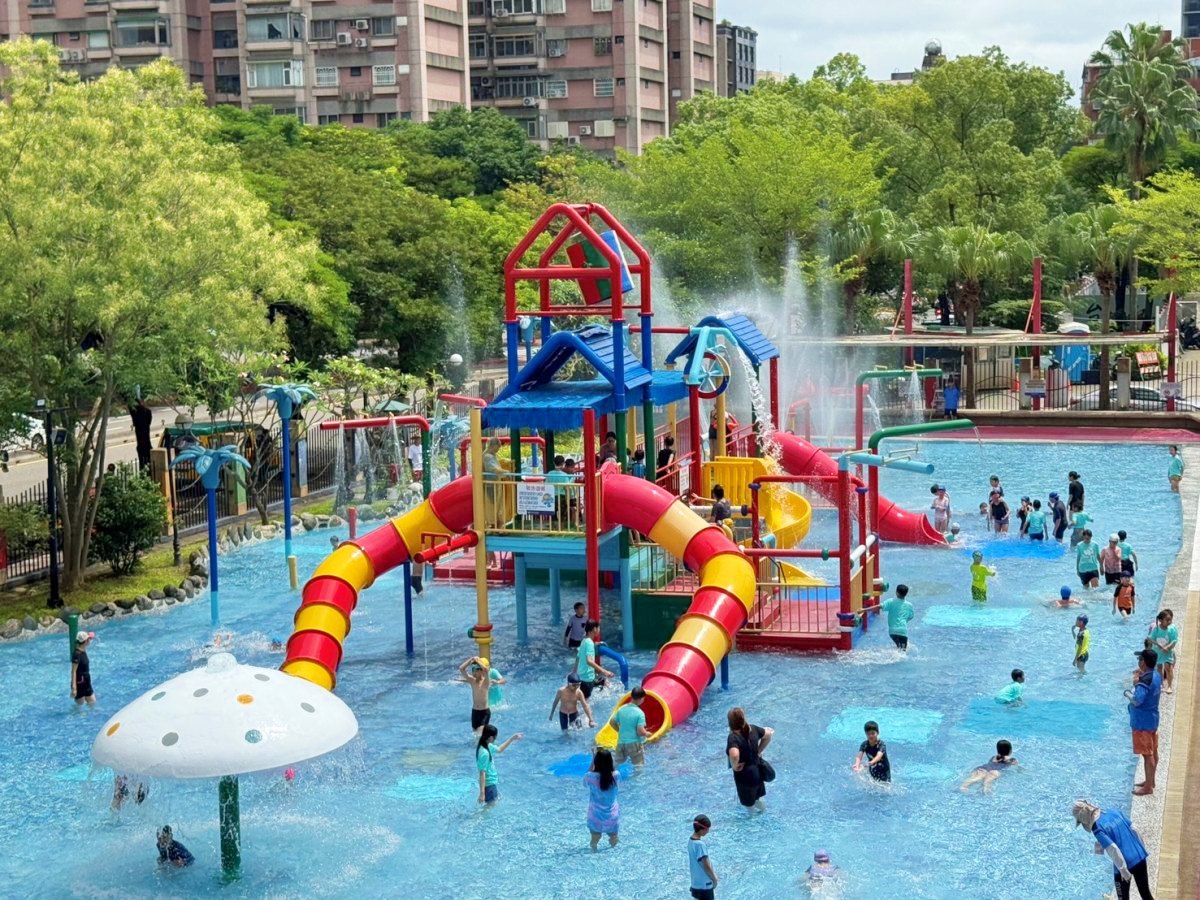 台北水樂園這天「免費入園」!1日限定市集園遊會,嗨玩6.5公尺滑水道 台北水樂園這天「免費入園」!1日限定市集園遊會,嗨玩6.5公尺滑水道