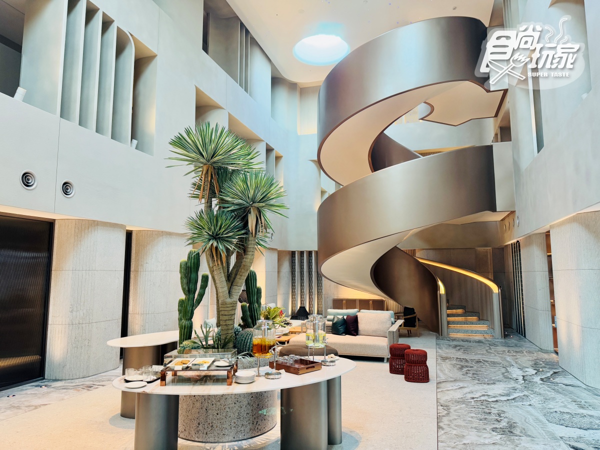 Hotel dùa墾丁飯店開箱!坐擁海景第一排、360度景觀泳池,早午餐無限吃到飽 Hotel dùa墾丁飯店開箱!坐擁海景第一排、360度景觀泳池,早午餐無限吃到飽