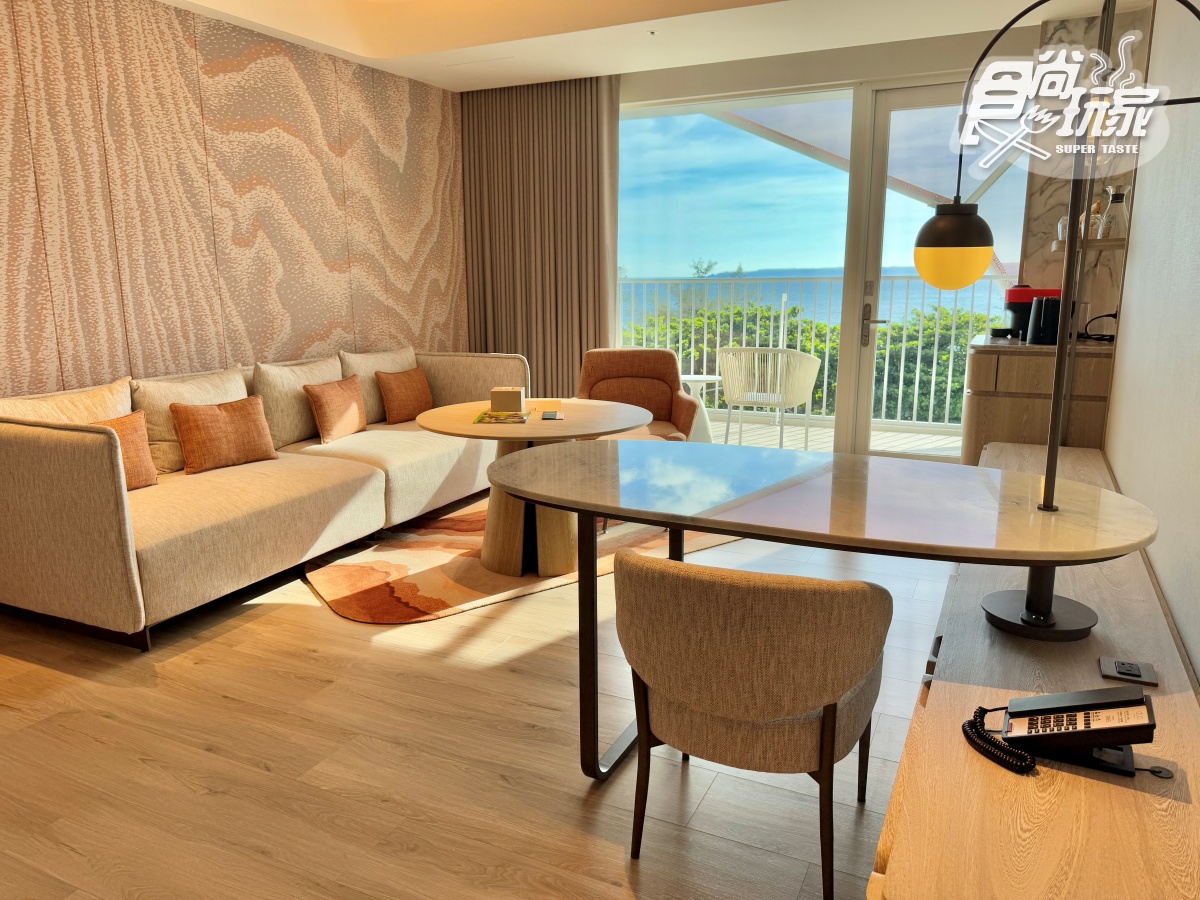 Hotel dùa墾丁飯店開箱!坐擁海景第一排、360度景觀泳池,早午餐無限吃到飽 Hotel dùa墾丁飯店開箱!坐擁海景第一排、360度景觀泳池,早午餐無限吃到飽
