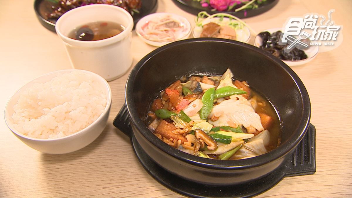 醬汁拌飯超下飯，讓人忍不住一口接著一口。