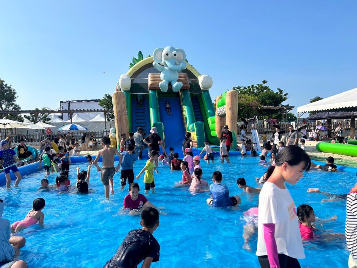 嘉義最美海上煙火「這天」登場!連續2週免費演唱會、水上氣墊樂園、逛市集 嘉義最美海上煙火「這天」登場!連續2週免費演唱會、水上氣墊樂園、逛市集