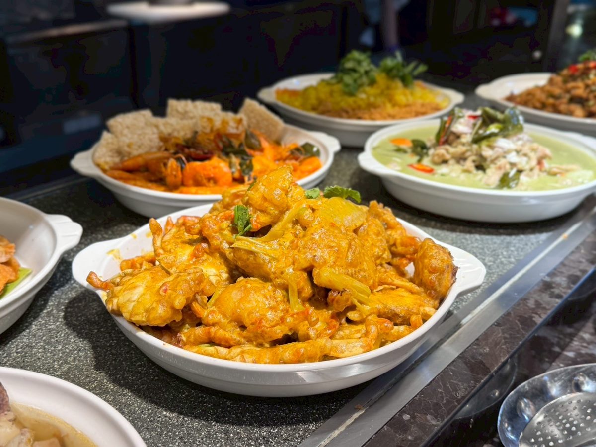 穿比基尼免費吃到飽!熱食、甜點百道無限夾,當月壽星也有超狂優惠 穿比基尼免費吃到飽!熱食、甜點百道無限夾,當月壽星也有超狂優惠