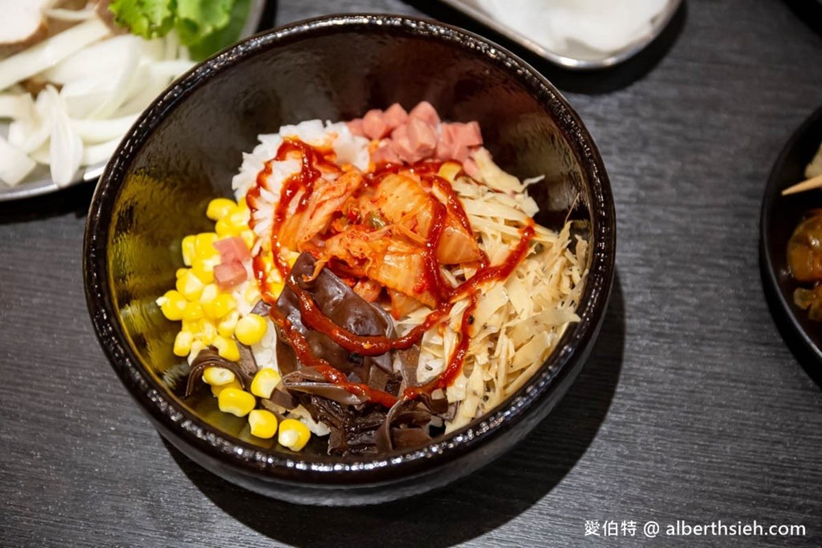 火烤兩吃389元起!高CP值「韓式烤肉吃到飽」,DIY石鍋拌飯、熟食、小菜無限夾 火烤兩吃389元起!高CP值「韓式烤肉吃到飽」,DIY石鍋拌飯、熟食、小菜無限夾
