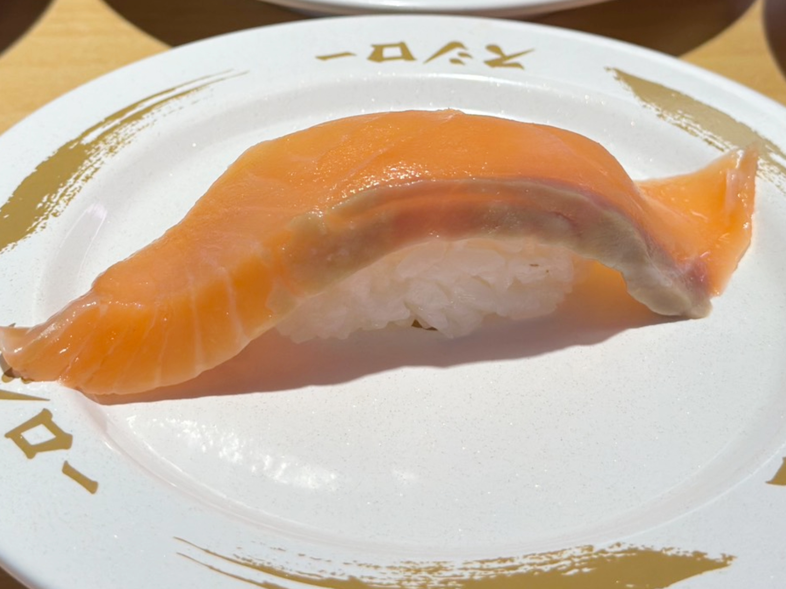 鮭魚壽司30元!壽司郎x珍煮丹推「黑糖珍珠冰沙」,藏壽司20款獨家扭蛋一次看 鮭魚壽司30元!壽司郎x珍煮丹推「黑糖珍珠冰沙」,藏壽司20款獨家扭蛋一次看