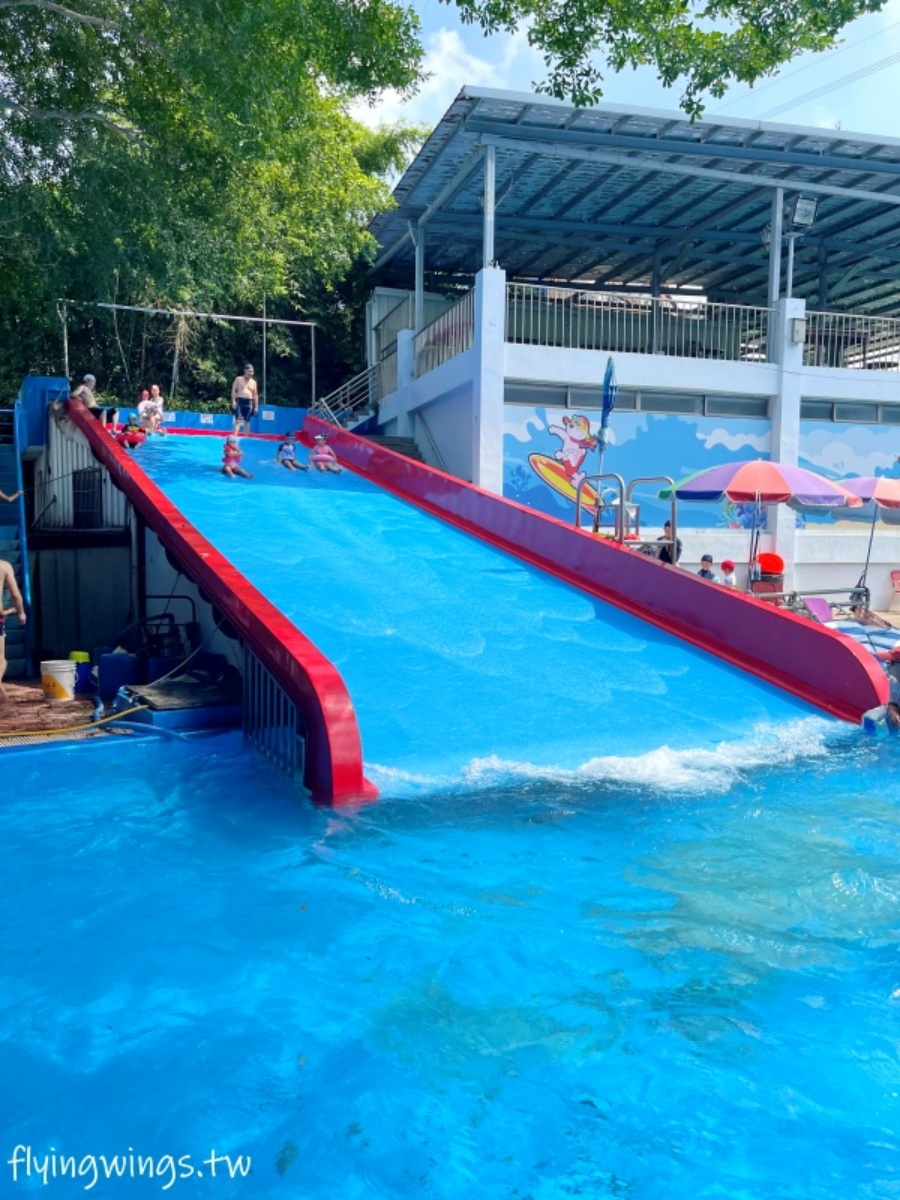 IG爆紅「彩虹滑水道」在這!中部大型水樂園暑假天天開,暢玩不限時還能烤肉 IG爆紅「彩虹滑水道」在這!中部大型水樂園暑假天天開,暢玩不限時還能烤肉