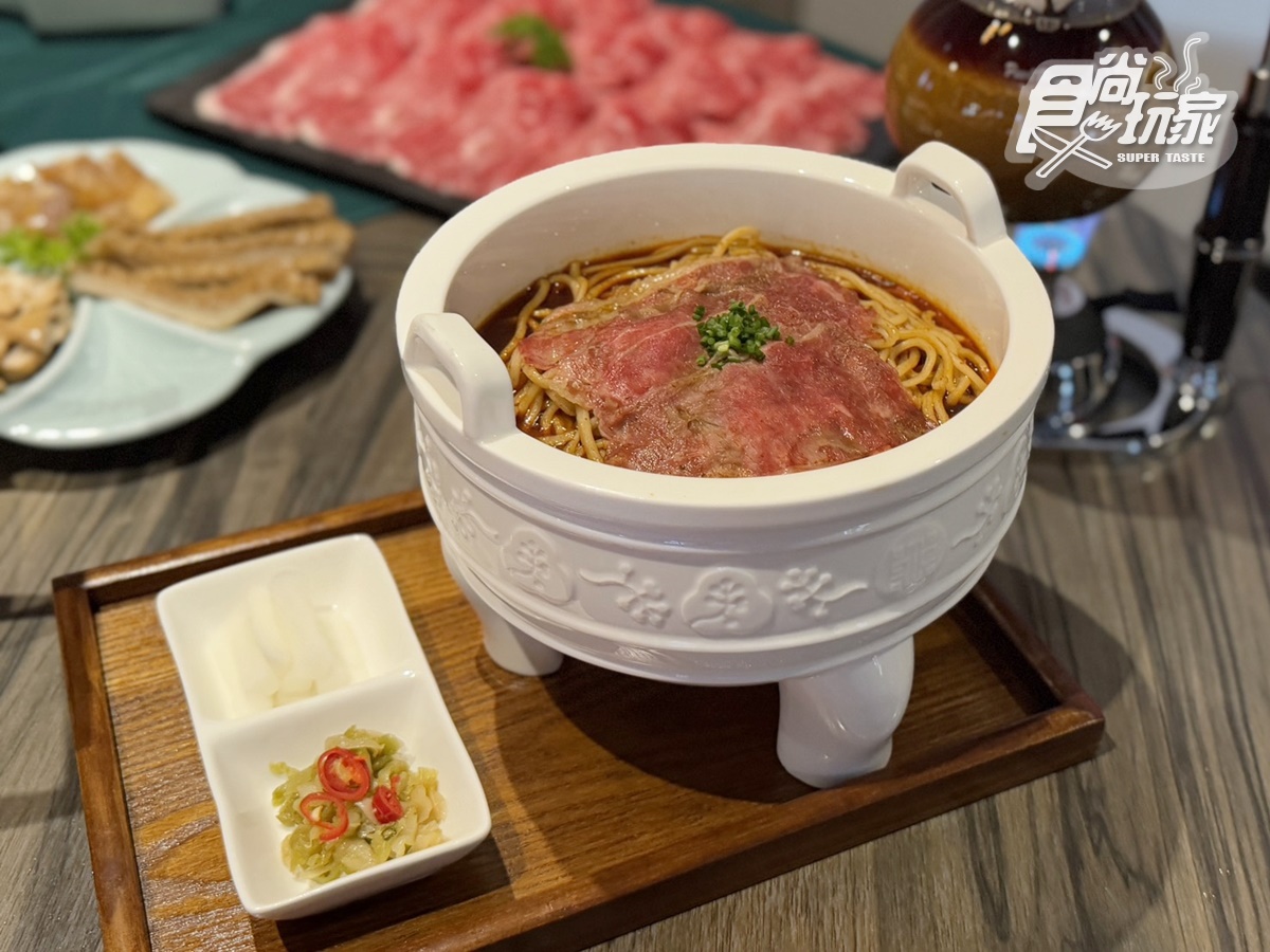 對中「2碼」海鮮吃到飽!20家超狂鍋物優惠:海底撈買一送一、免費送青龍龍蝦 對中「2碼」海鮮吃到飽!20家超狂鍋物優惠:海底撈買一送一、免費送青龍龍蝦