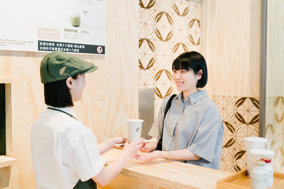 無印良品開手搖飲店了！豆奶、抹茶吟釀10款茶飲登場，菜單、熱銷Top３一次看