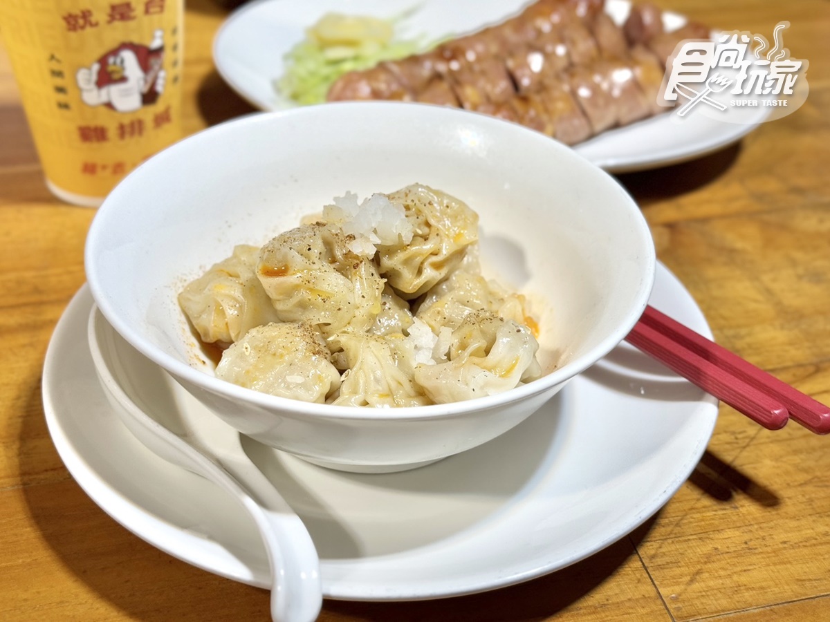 貓下去第１間「雞排城」來了！免費送超Ｑ黑松雞排吊飾，必嗑梁朝偉也愛的涼麵