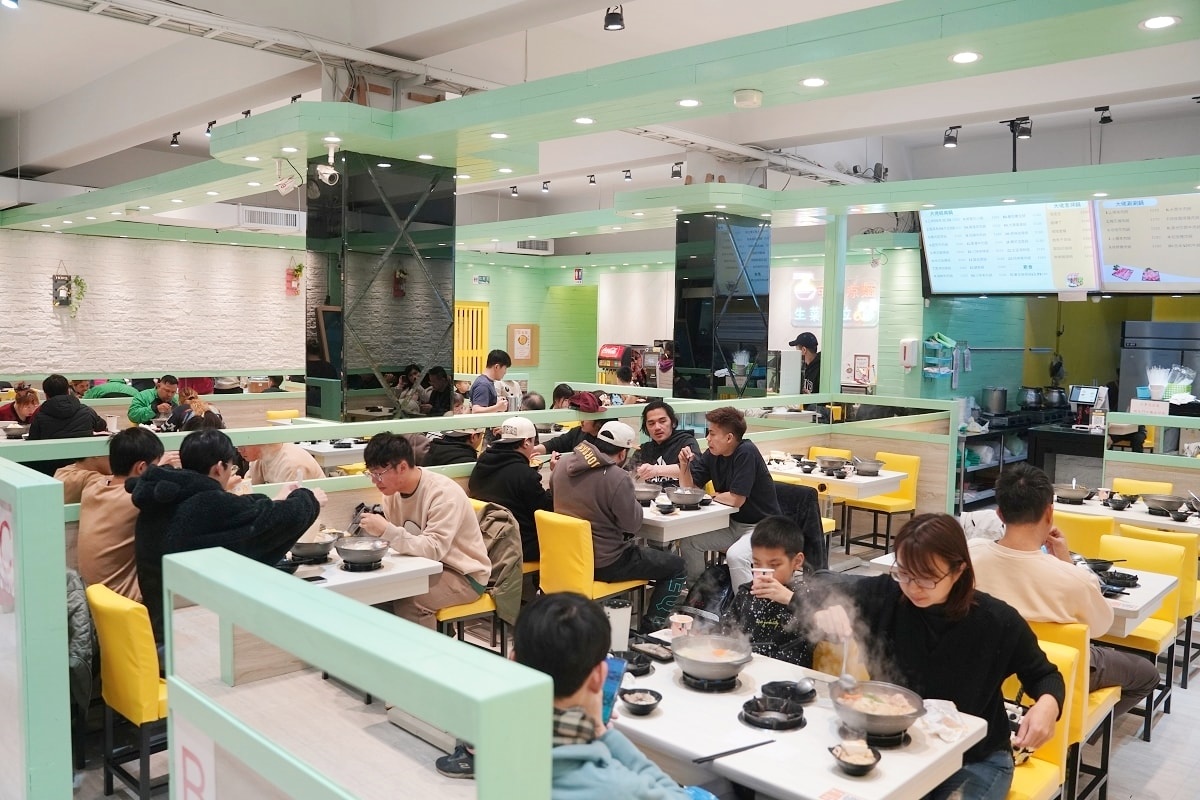 160元起火鍋+自助吧吃到飽!4.9星「平價小火鍋」無限續涼麵、餅乾零食、霜淇淋 160元起火鍋+自助吧吃到飽!4.9星「平價小火鍋」無限續涼麵、餅乾零食、霜淇淋