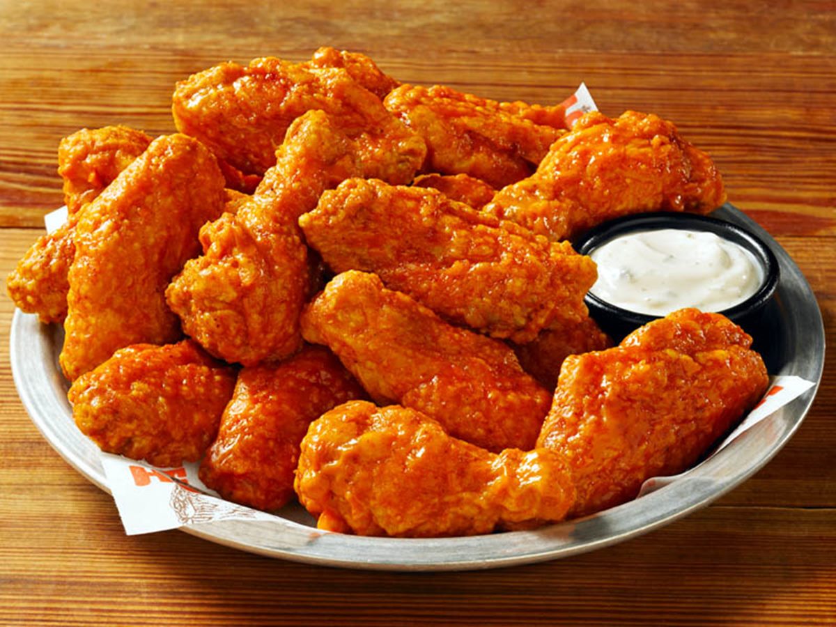 【異國美食祭】送招牌雞翅現賺238元!美式餐廳限時優惠,還有啦啦隊女孩幫剝蝦 【異國美食祭】送招牌雞翅現賺238元!美式餐廳限時優惠,還有啦啦隊女孩幫剝蝦