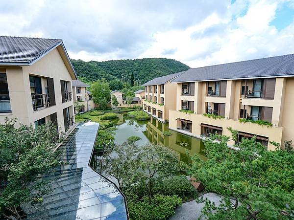 【異國美食祭】吃到飽7折!絕美度假風飯店秒飛日本,還有雙人套餐現賺616元 【異國美食祭】吃到飽7折!絕美度假風飯店秒飛日本,還有雙人套餐現賺616元