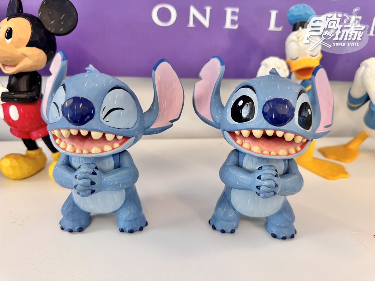 「7公尺高史迪奇」登陸信義區!免費拍米奇與唐老鴨雕像,首賣祈願玩偶 「7公尺高史迪奇」登陸信義區!免費拍米奇與唐老鴨雕像,首賣祈願玩偶