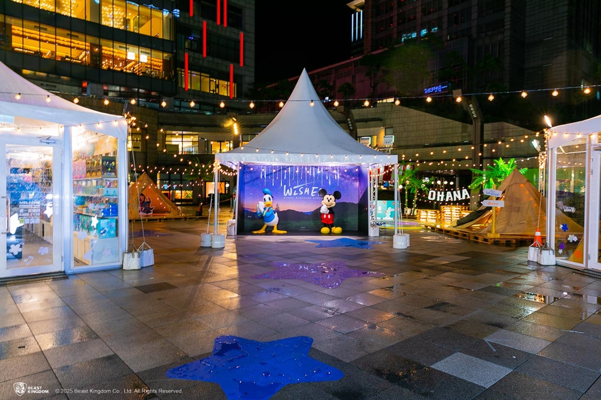 「7公尺高史迪奇」登陸信義區!免費拍米奇與唐老鴨雕像,首賣祈願玩偶 「7公尺高史迪奇」登陸信義區!免費拍米奇與唐老鴨雕像,首賣祈願玩偶