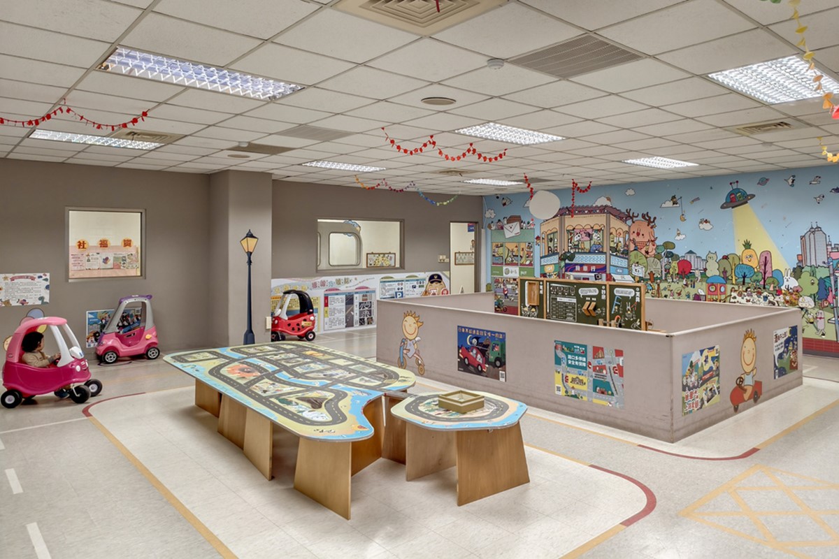 35元起「不限時玩整天」!台南隱藏版兒童遊樂場,嗨玩15主題區、玩具豐富 35元起「不限時玩整天」!台南隱藏版兒童遊樂場,嗨玩15主題區、玩具豐富