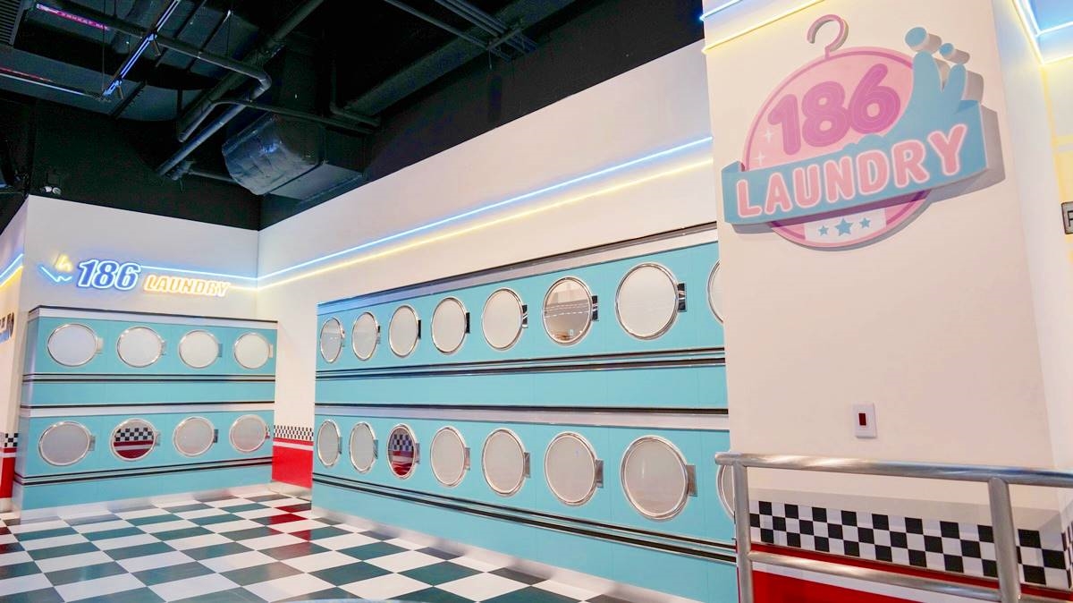 第2人半價!「大魯閣Roller186滑輪場」復古霓虹超好拍,加碼週三女生免費 第2人半價!「大魯閣Roller186滑輪場」復古霓虹超好拍,加碼週三女生免費