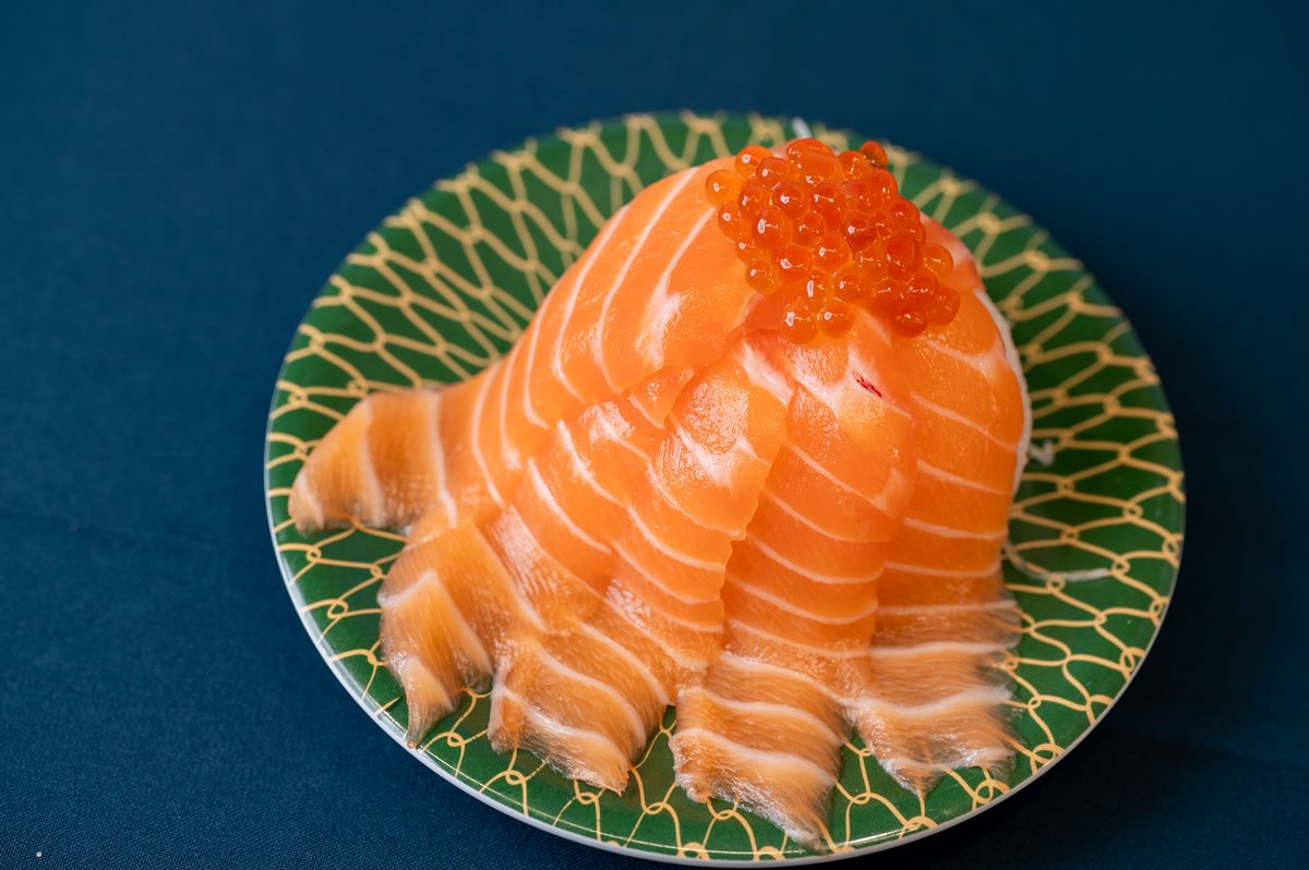 送30元抵用券!超狂爆量「鮭魚壽司」新品,加碼4款壽司加量不加價 送30元抵用券!超狂爆量「鮭魚壽司」新品,加碼4款壽司加量不加價