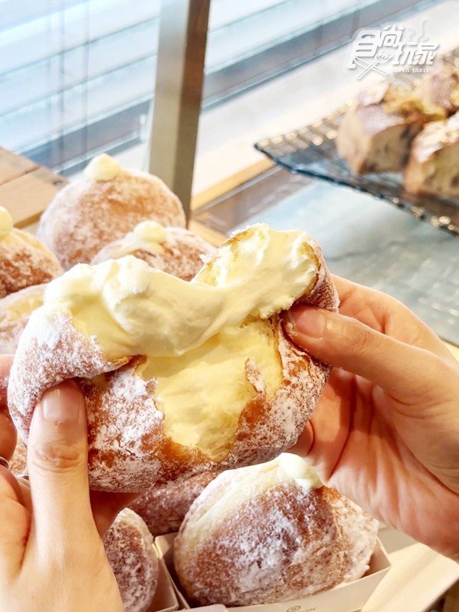 免飛日本!福岡排隊「秒殺蜜瓜包」MOROPAIN快閃台北,加碼吃爆漿生甜甜圈 免飛日本!福岡排隊「秒殺蜜瓜包」MOROPAIN快閃台北,加碼吃爆漿生甜甜圈